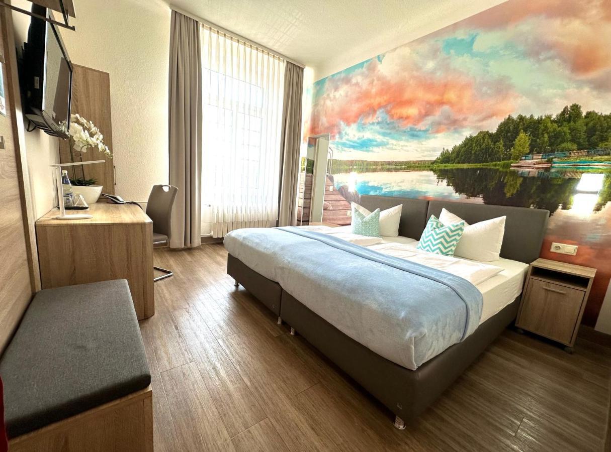 Hotel "Central" Inh Carolin Krause Bitterfeld-Wolfen Экстерьер фото